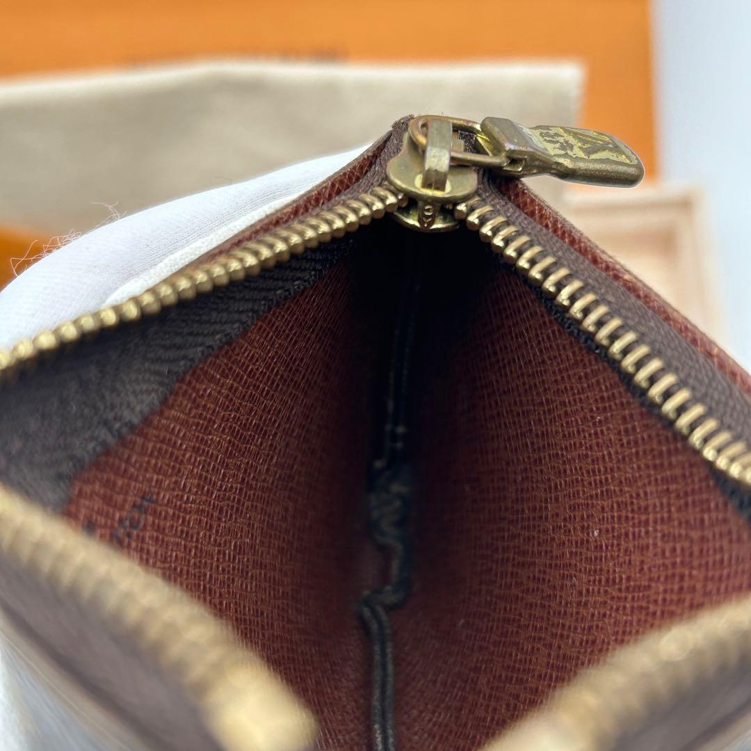 美品Louis Vuitton ルイヴィトン モノグラム ケース 小銭入れ