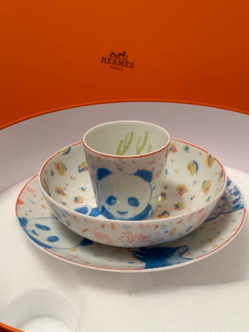 エルメスパンダ食器お皿カップ三点セット子供食器新品未使用