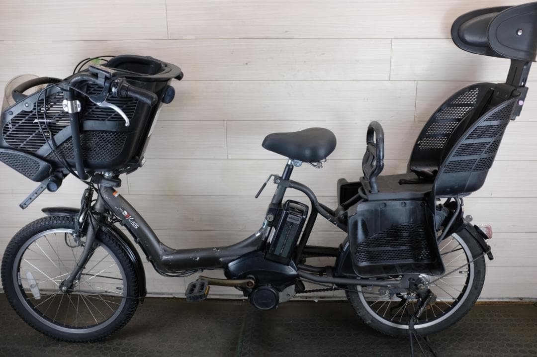 電動自転車ヤマハPAS　KISS　20インチ　3段　8.7Ah充電器あり
