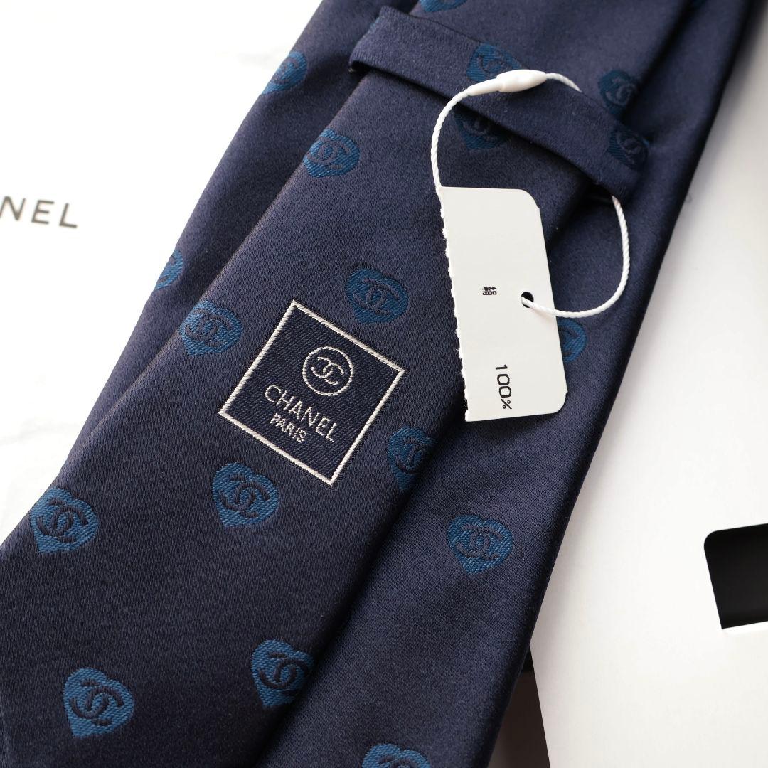 未使用 シャネル CHANEL ネイビー ロゴパターン ネクタイ
