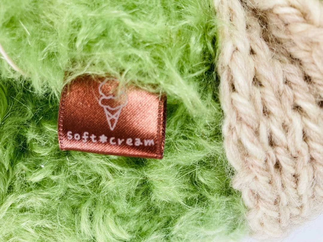 ハンドメイド 抹茶色　クマのぬいぐるみ