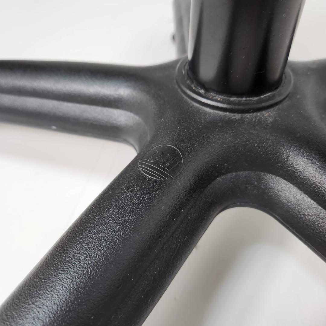 HUSLA 腰痛予防トレーニングチェア 骨盤矯正 バランスチェア ホスラ