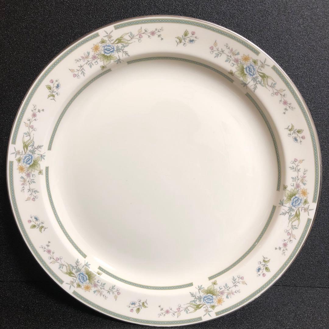 ロイヤルドルトン ロマンス コレクション アドリエンヌ 大皿 プレート 皿 円形