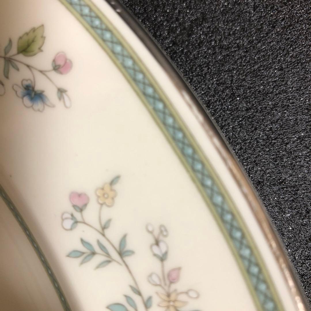 ロイヤルドルトン ロマンス コレクション アドリエンヌ 大皿 プレート 皿 円形