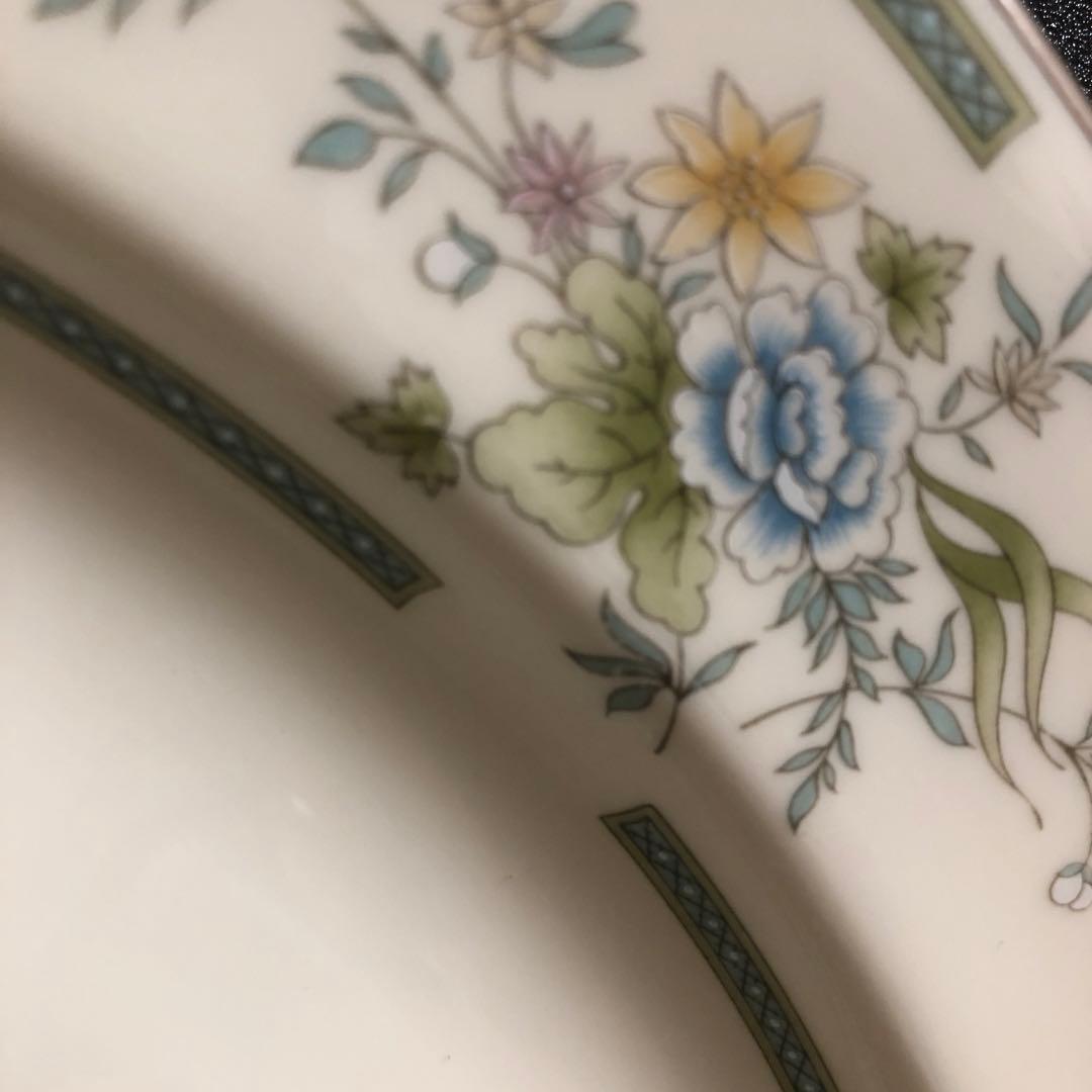 ロイヤルドルトン ロマンス コレクション アドリエンヌ 大皿 プレート 皿 円形