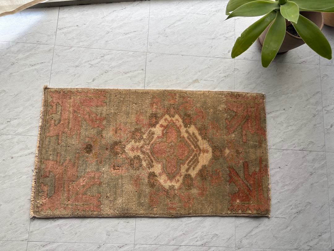 No.5 トルコヴィンテージラグ　73cm×40cm