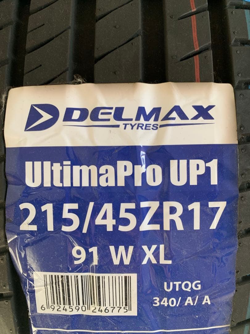 ま*さ様 DELMAX UltimaPro UP1 215/45ZR17 4本セ