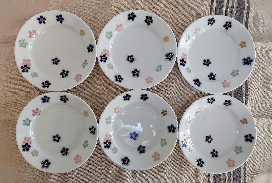 深川製磁　染錦 香桜 和皿