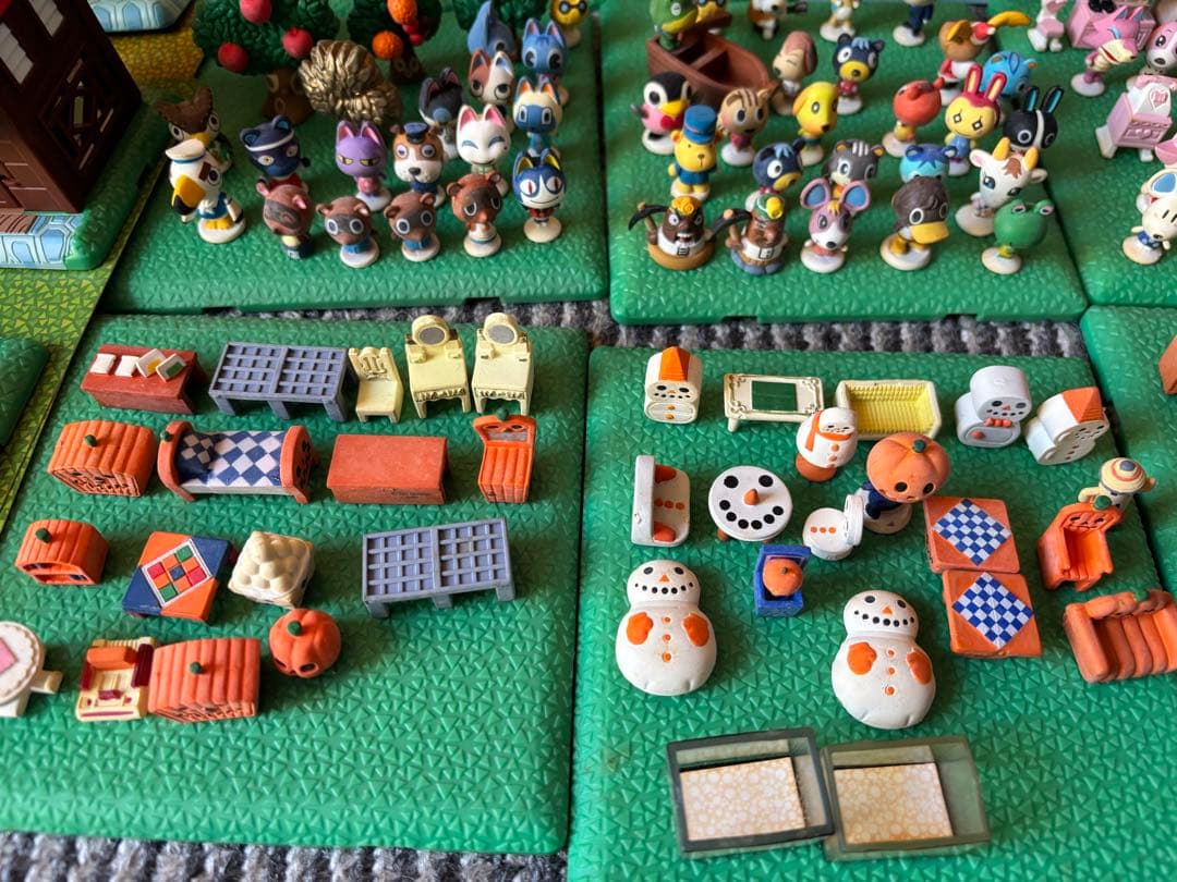 どうぶつの森　森をつくろう！　フィギュア　ミニチュアセット　まとめ売り