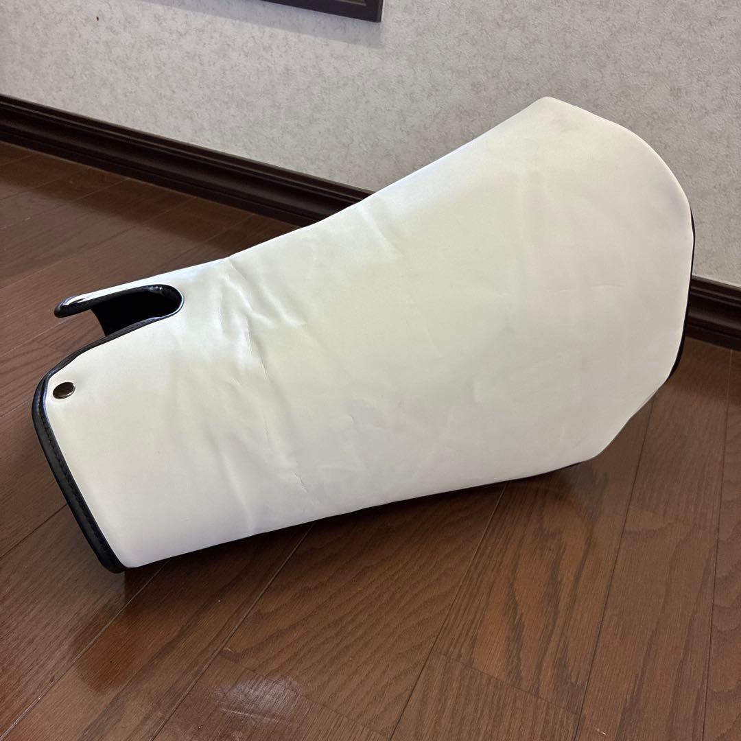 Vessel ベゼル　キャディバッグ ホワイト/ブラック