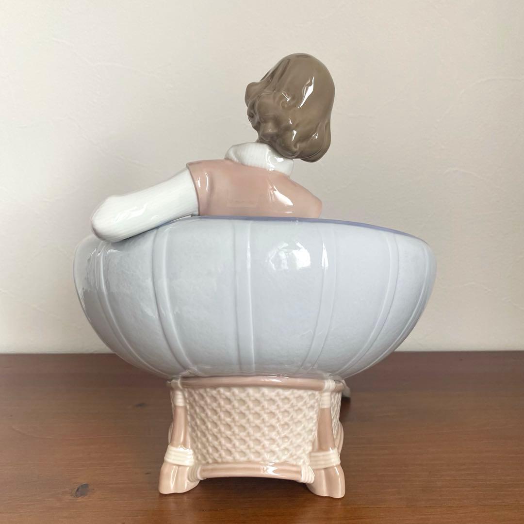 LLADRO リヤドロ 『 静かな夜 』 置物