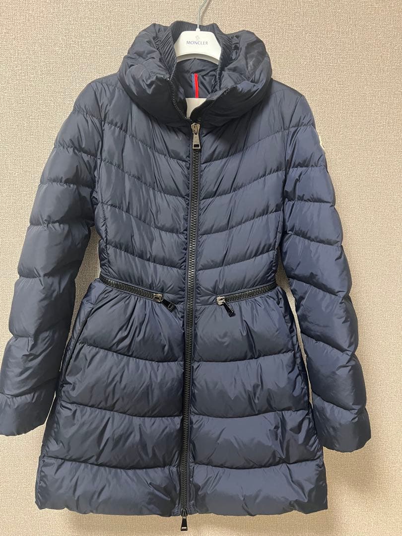 今日限定　値下げ中　MONCLER ネイビー ダウンジャケット 00