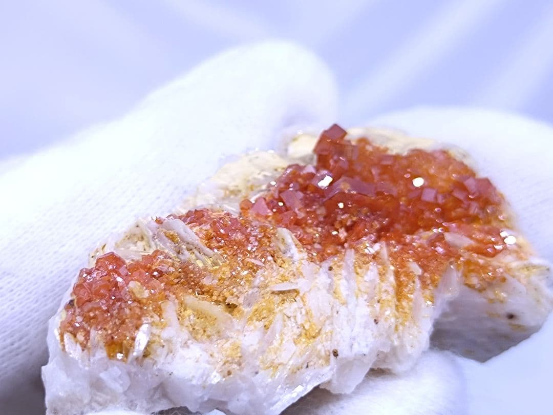 高品質　モロッコ産　バナディナイト　50g　バナジナイト　標本　②