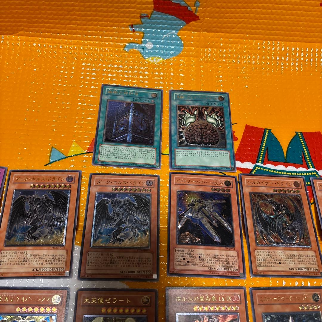 う*ぎ様 遊戯王　旧レリーフ大量　56枚まとめ売り