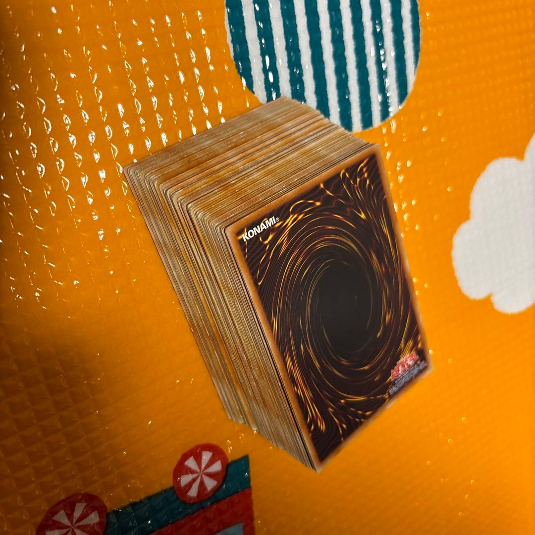 う*ぎ様 遊戯王　旧レリーフ大量　56枚まとめ売り