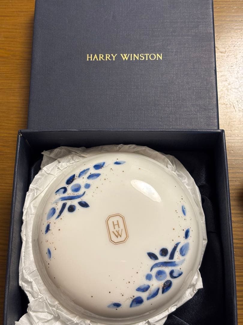 HARRY WINSTON 陶器小物入れ