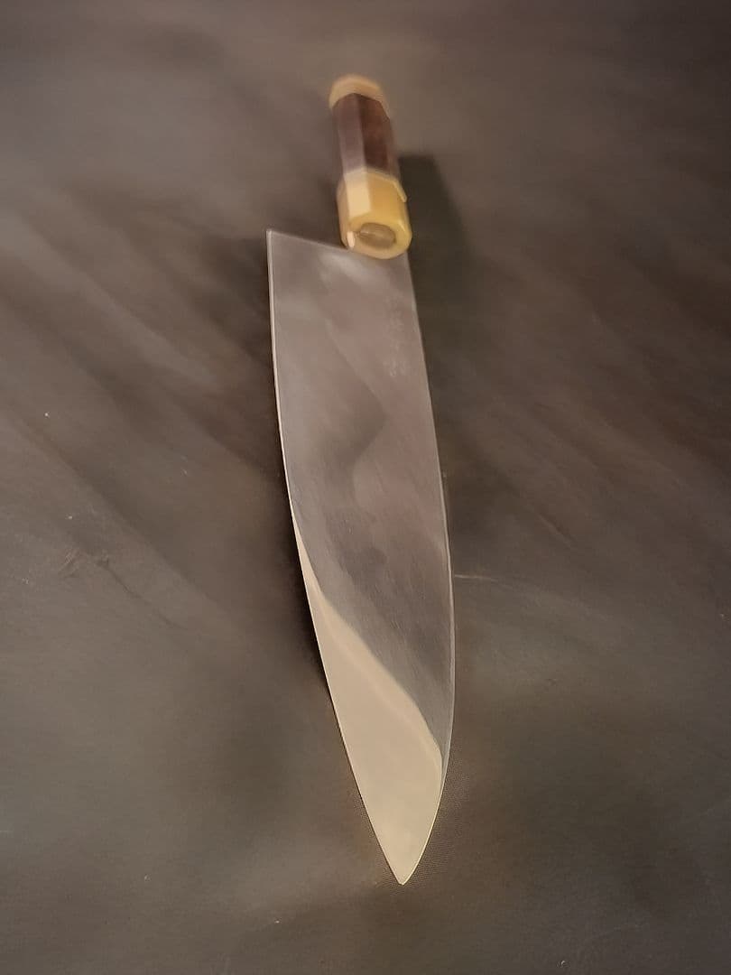 白一鋼水本焼き　富士刃文　八寸　牛刀