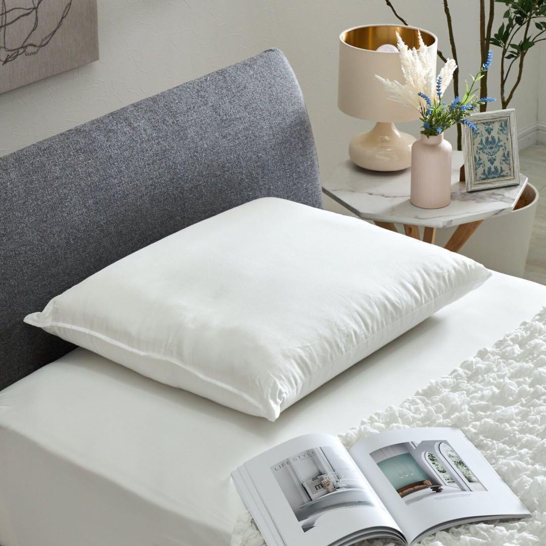 優しく首を受け止める こだわりのフィット構造 ボディチューニングピロー2つセット