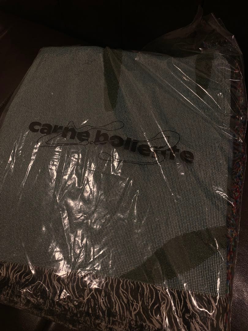 Carne Bollente フリンジブランケット