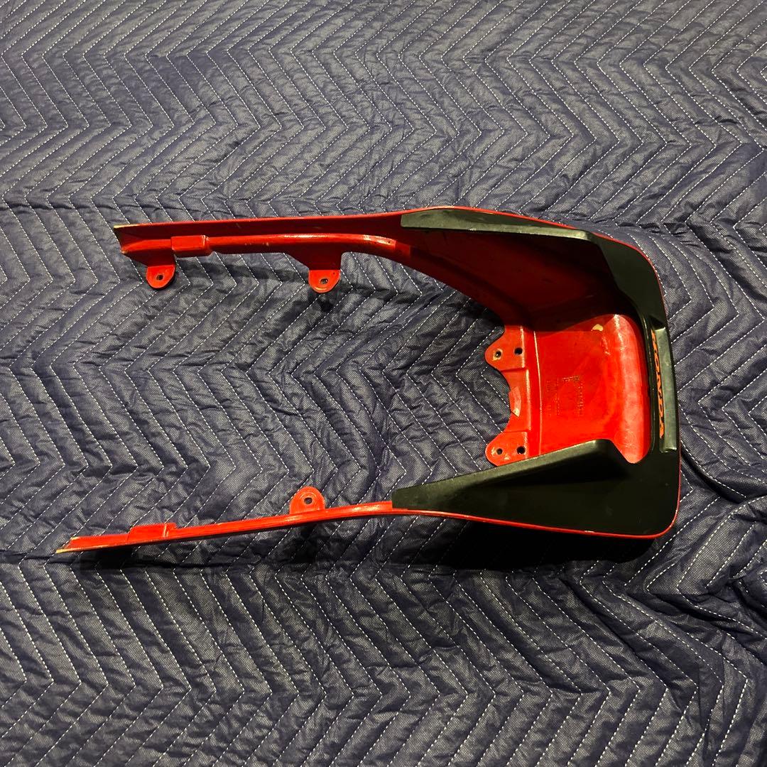 希少　スーパーホーク　バブ　純正テールカウル　モンツァレッド