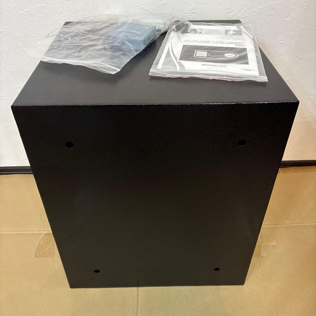 美品　Beemyi 金庫 43リットル