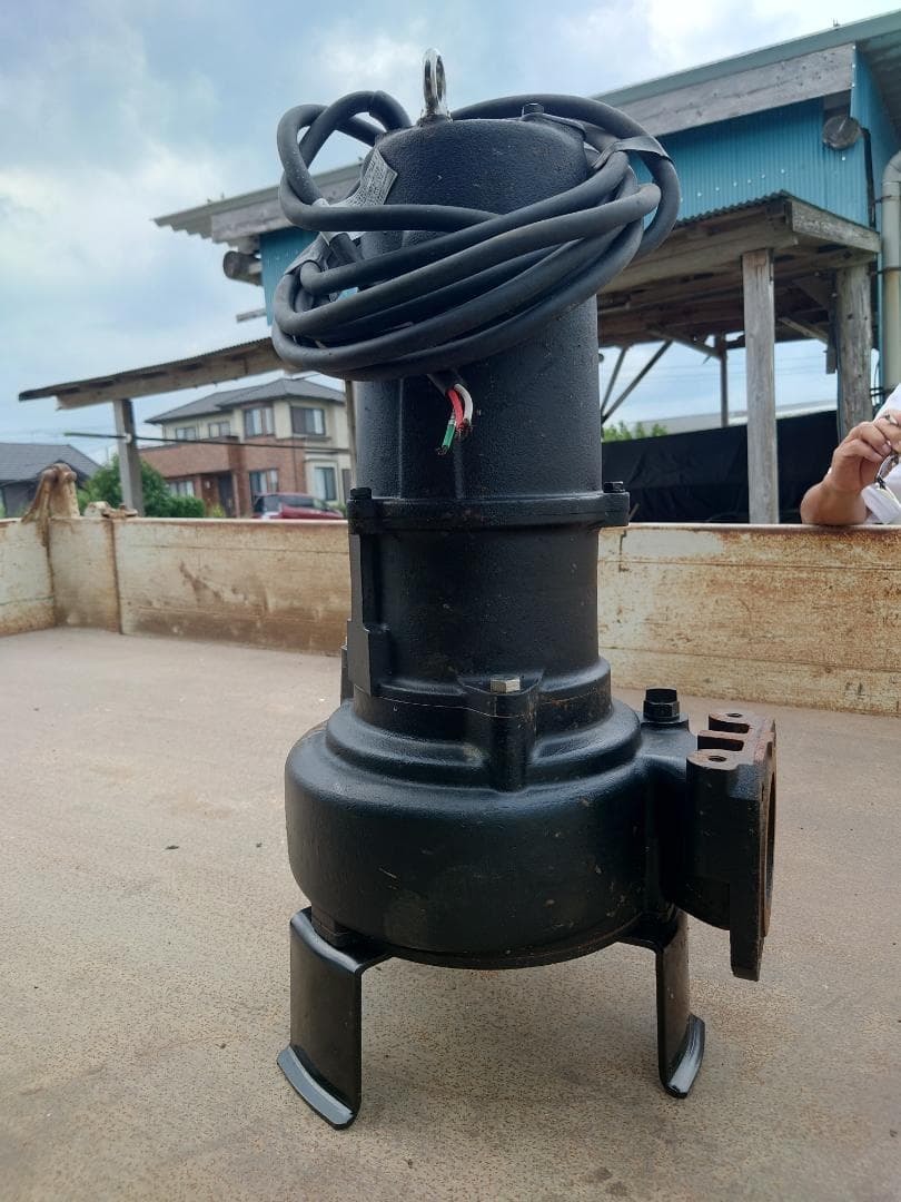 水中ポンプ　汚水ポンプ　鶴見製作所　真鍮製