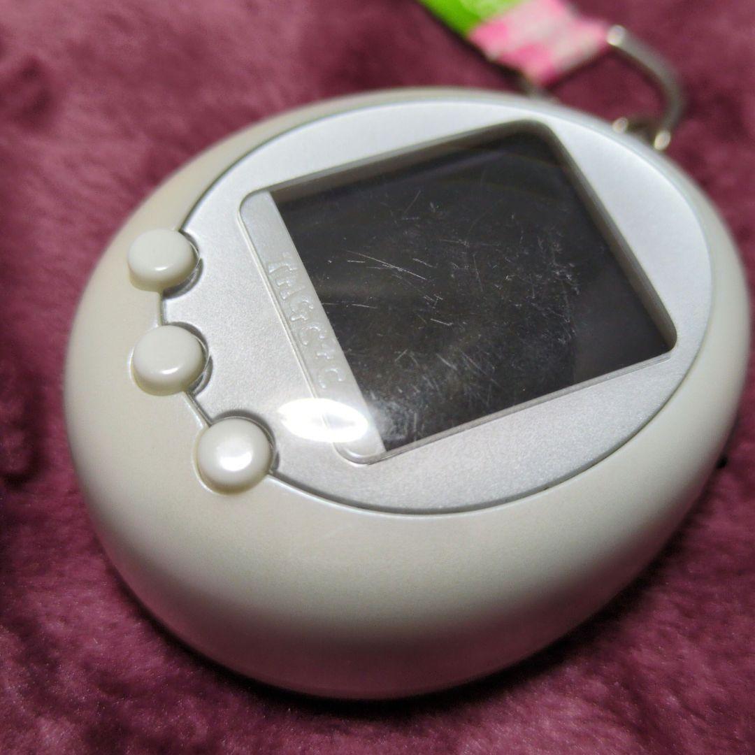 Tamagotchi たまごっち プラスカラー ホワイト