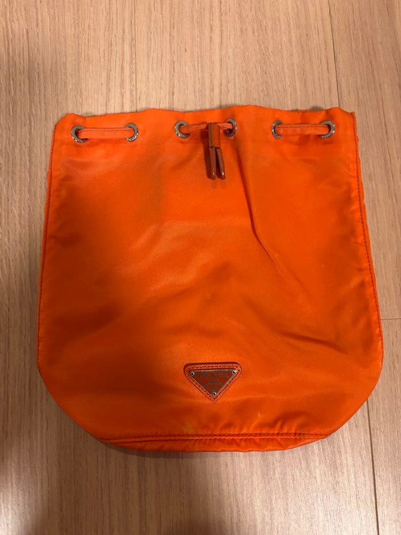 PRADA 巾着ナイロン