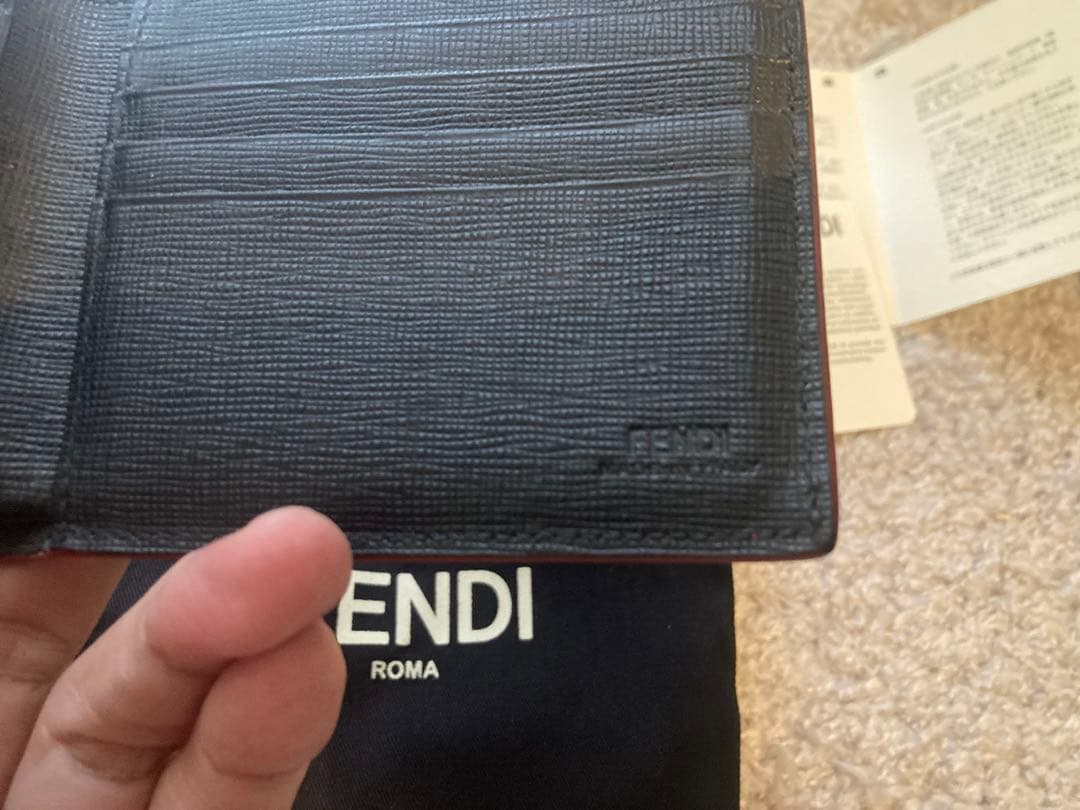 FENDI モンスター 二つ折りカードケース レッド