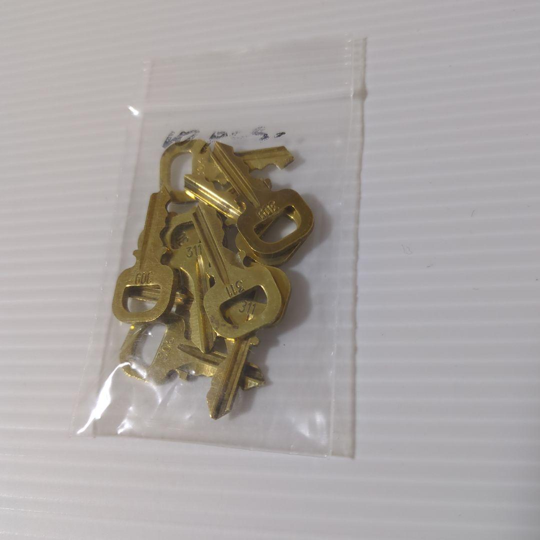 ルイヴィトン　パドロックキー　まとめ売り40本!!