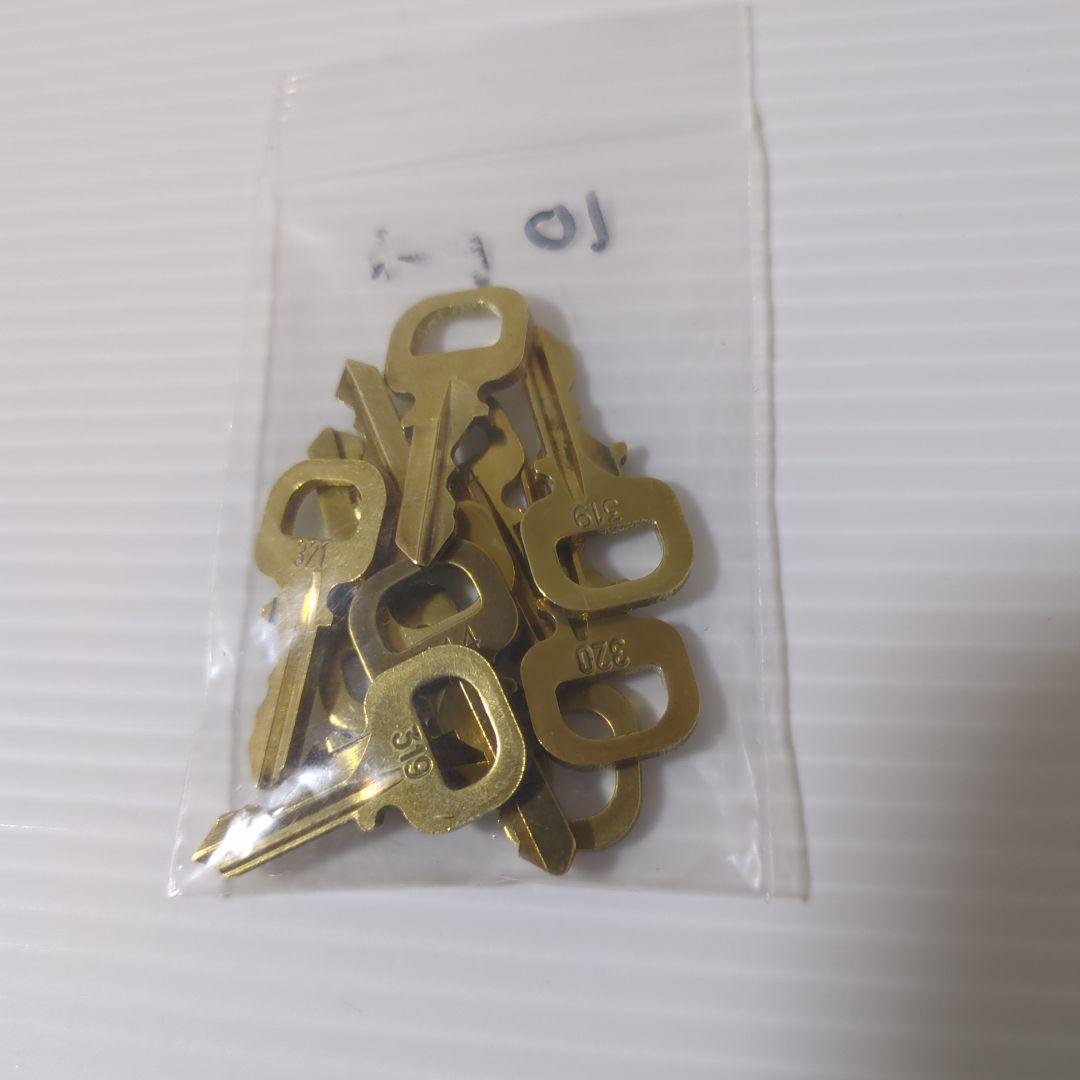 ルイヴィトン　パドロックキー　まとめ売り40本!!