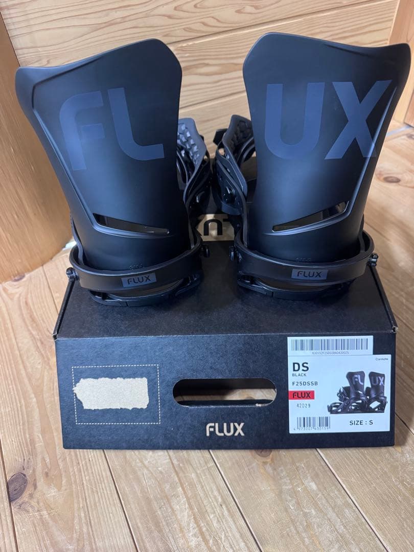 新品　FLUX DS Sサイズ　フラックス　24-25 新品未使用