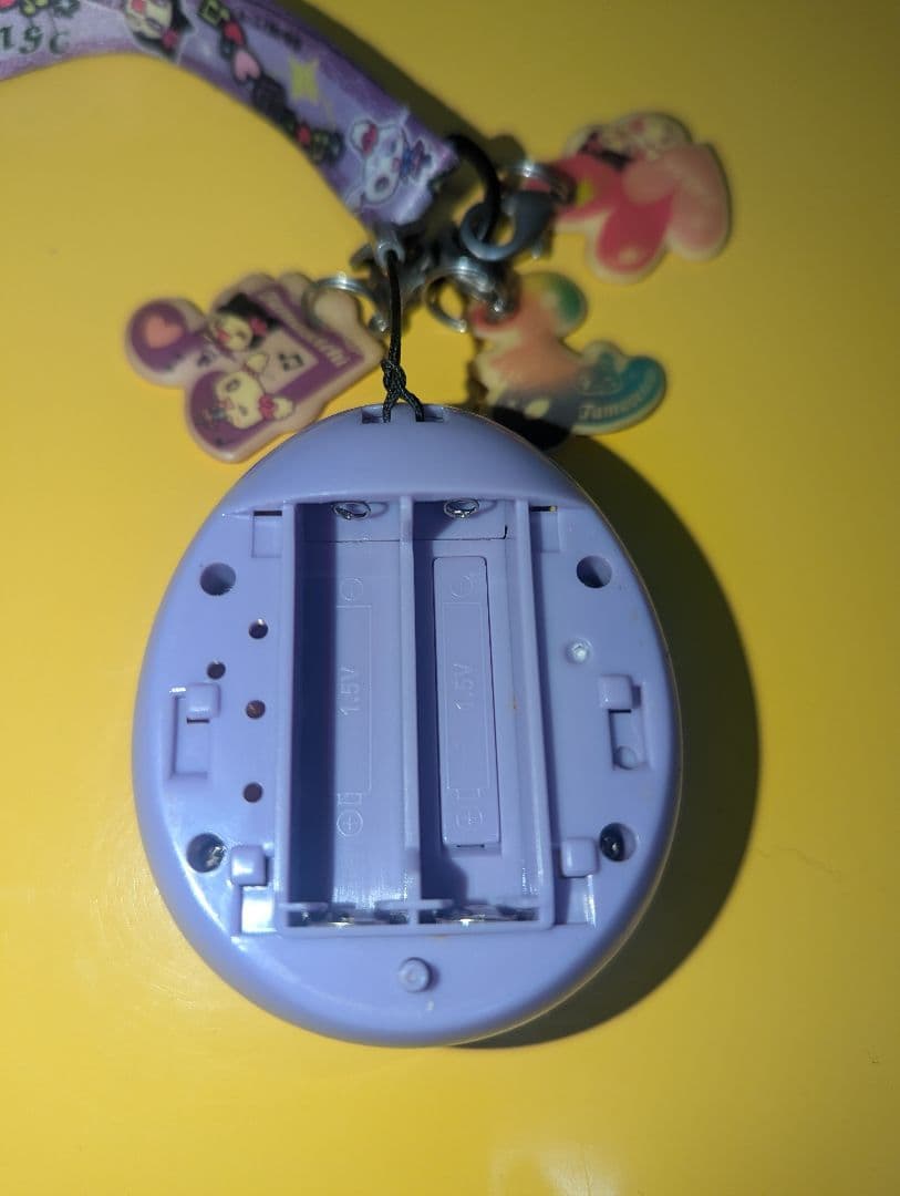 たまごっち 15周年記念モデル パープル