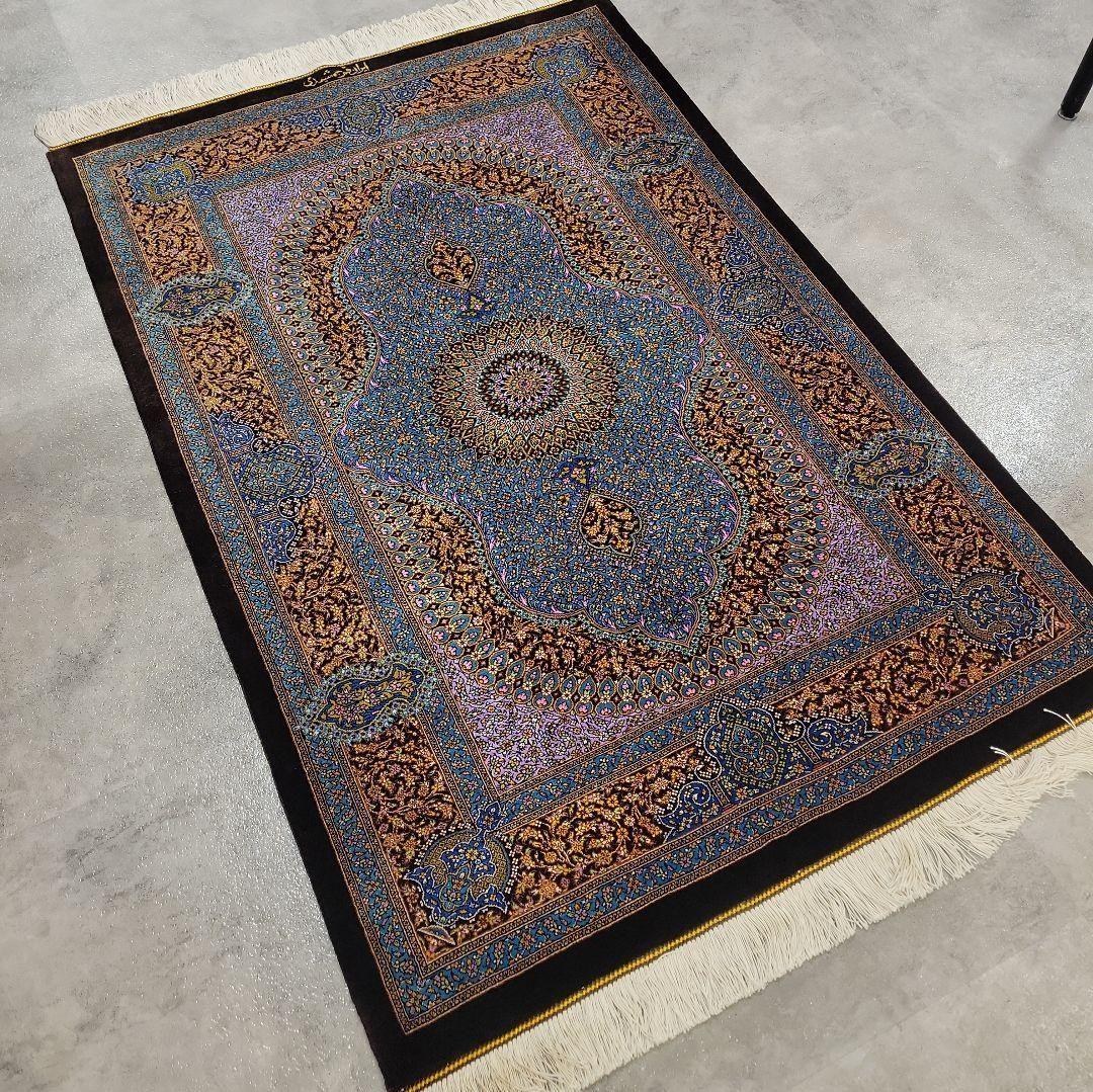 116X79cm ペルシャ手織りクム産シルク絨毯(664)ラグ・マット・素敵