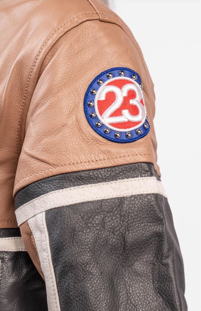 ☆新品☆ ジョーダン x トラヴィス スコット ウィメンズレザージャケット　XL