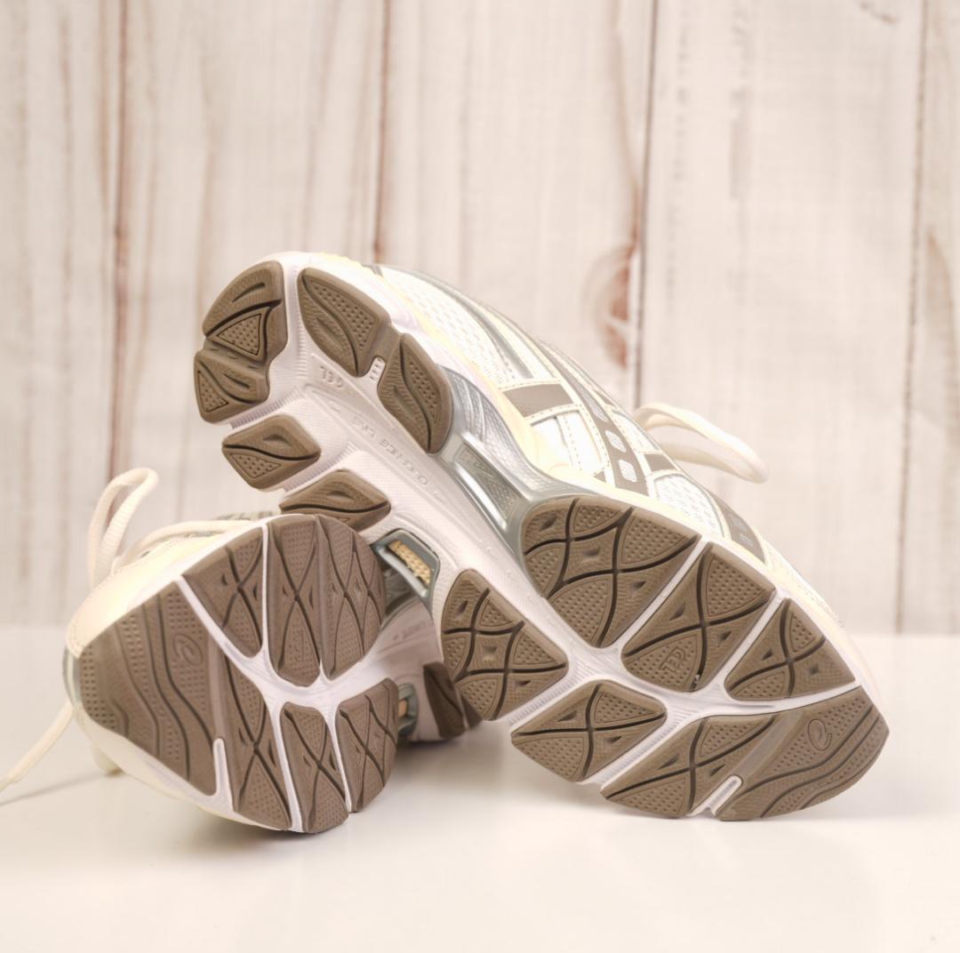 未使用同等品 ASICS GEL-NYC 2055 24cm