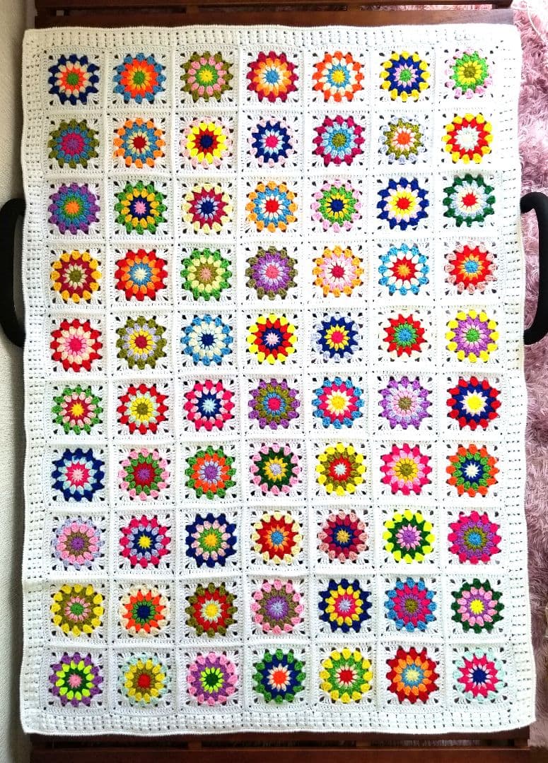 モチーフブランケット大判～白ベース・カラフル～編み物