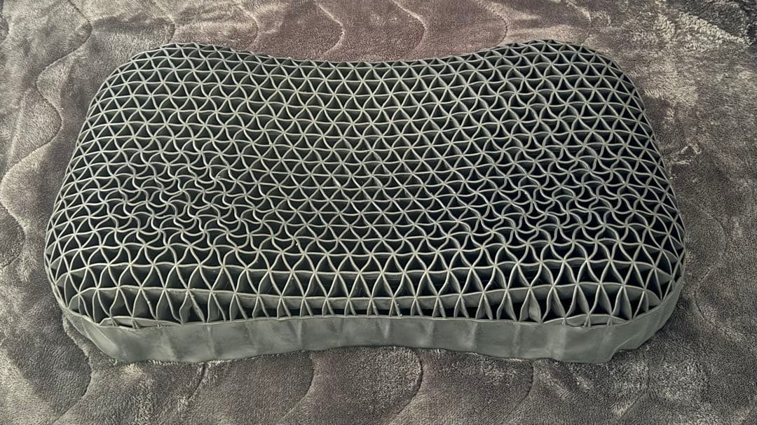 ヒツジのいらない枕　極柔　箱無しカバー付