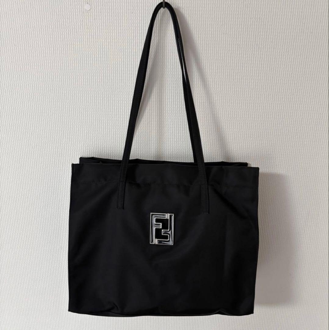 Fendi ブラックトートバッグ