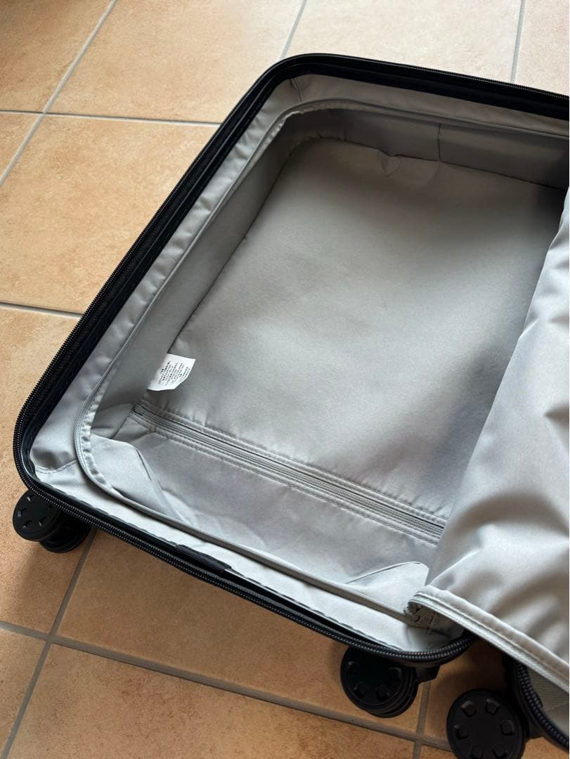 RI☆　【美品】無印良品　ハードキャリーケース　機内持込サイズ 36L