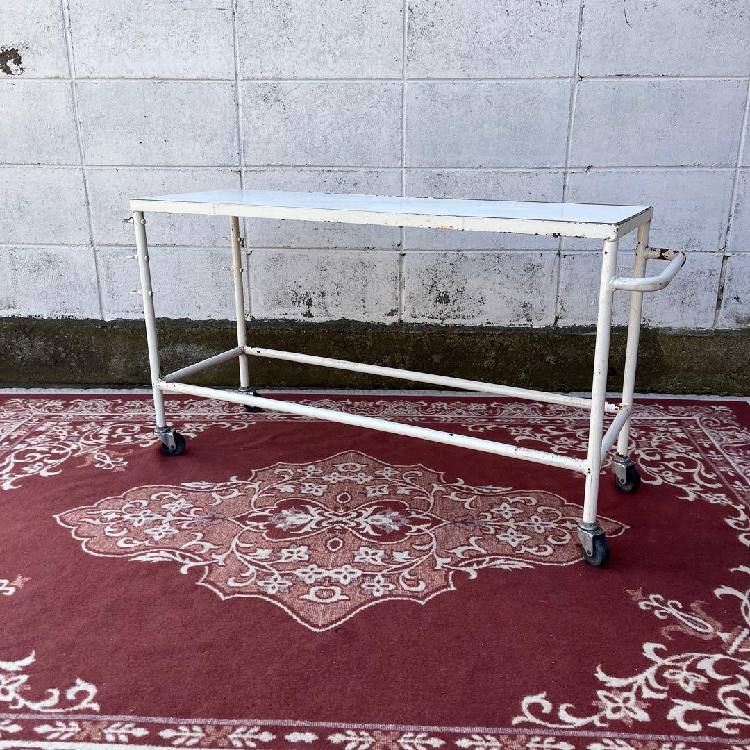 古道具ビンテージ◾️鉄アイアン シャビーな風合い キャスター付き 作業台 テーブル