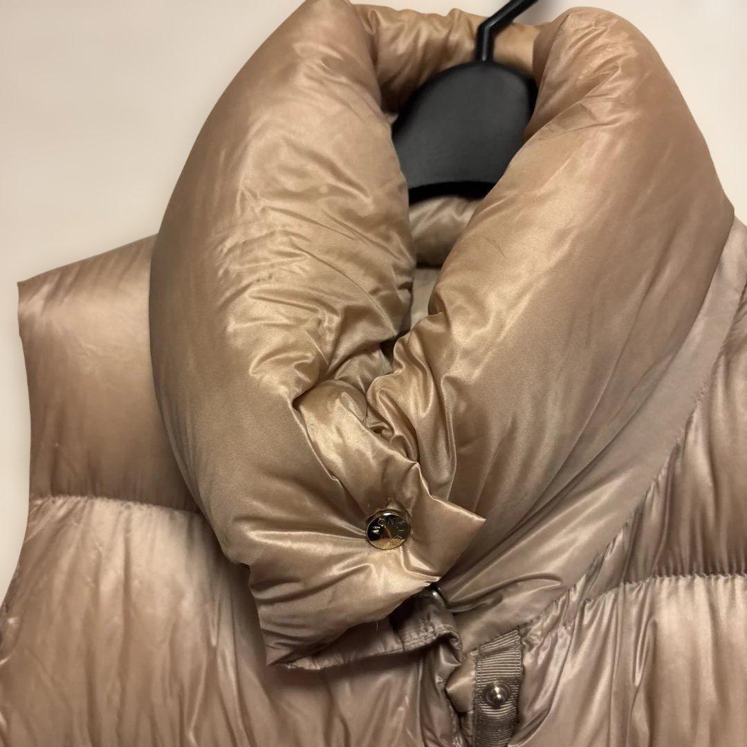 Shoko様モンクレール ダウンベスト ボリューム襟　ベージュ