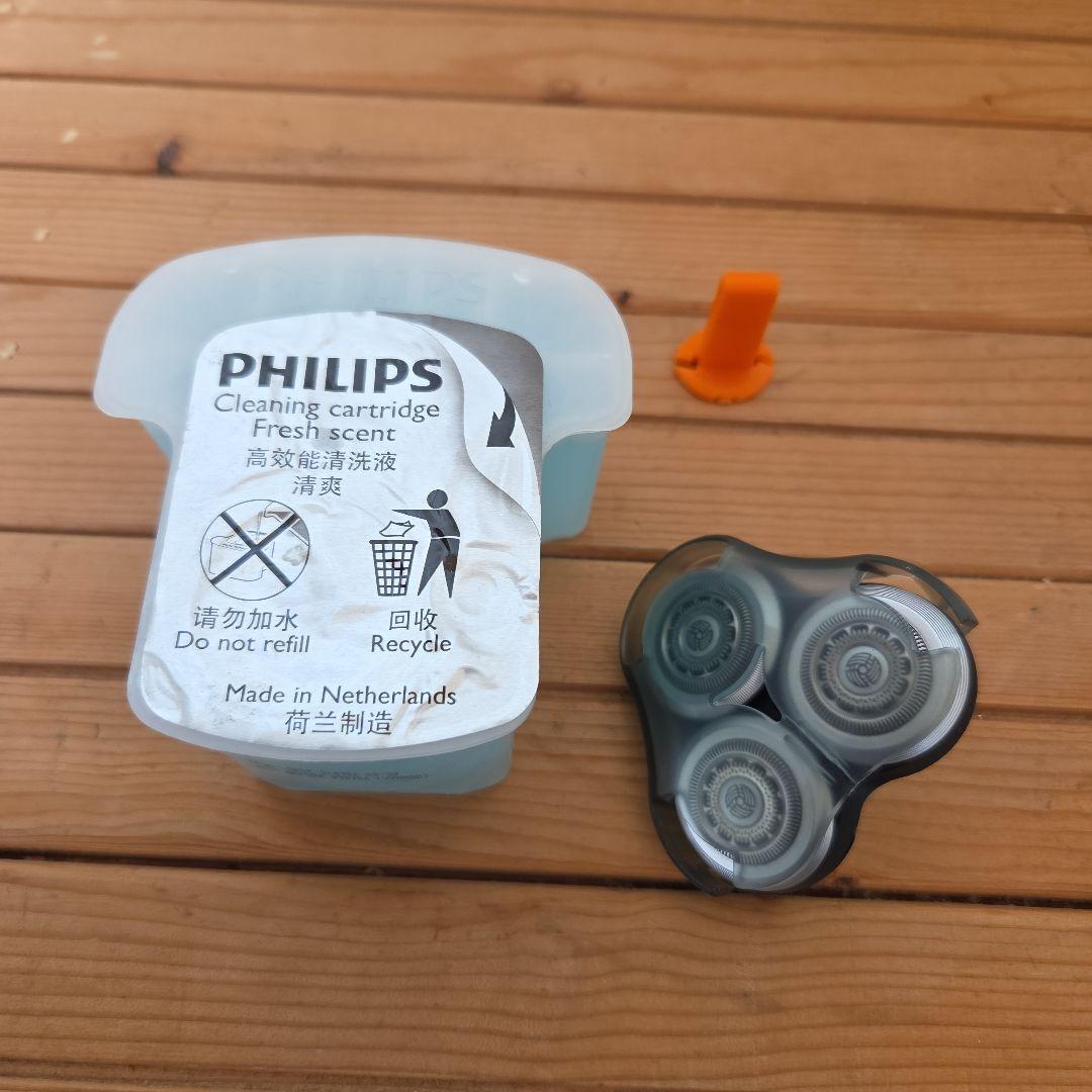 PHILIPS シェーバー Series 9000/クリーニングカートリッジ付き