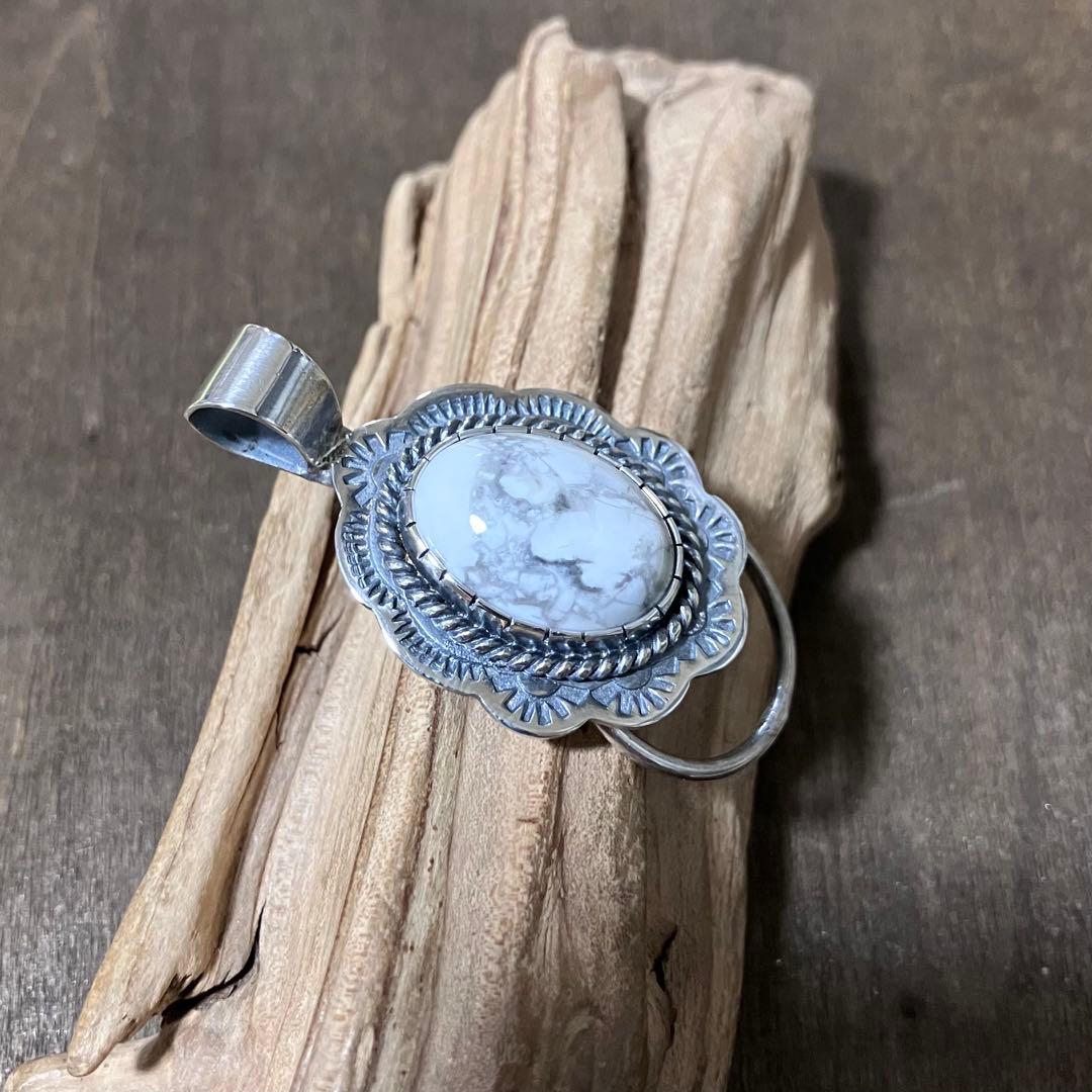 ピー様　オーダー確認ページ　ホワイトバッファロー　バングル　トップ