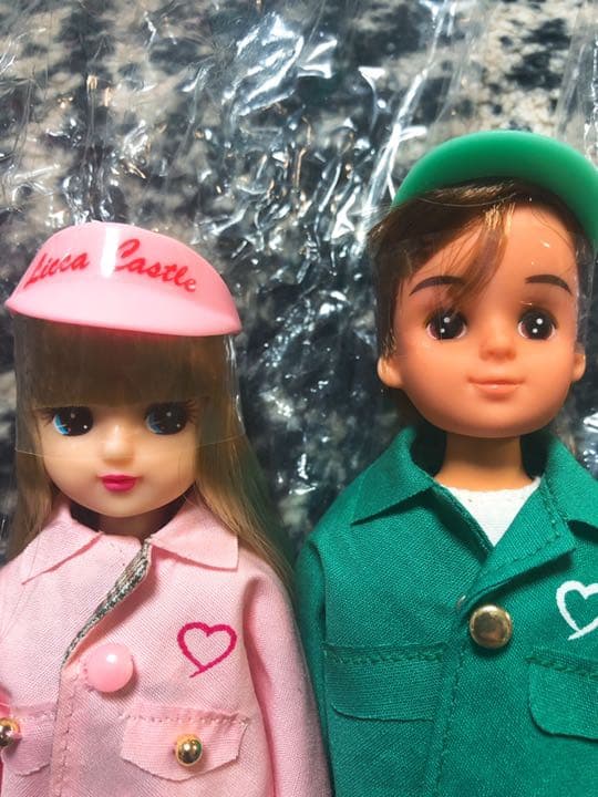 リカちゃんキャッスルユニフォームペア　リカ、イサム　新品
