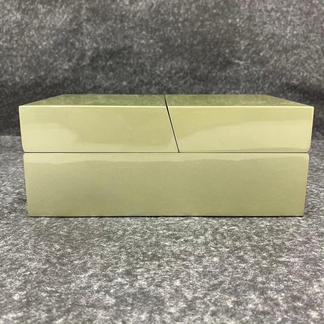 未使用☆ヴァン クリーフ&アーペル☆時計ケース☆ジュエリーケース☆ライトグリーン