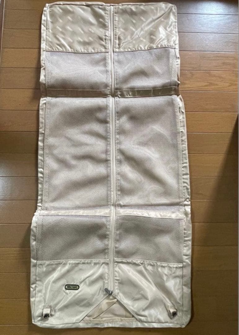 【超希少】RIMOWA/リモワ純正ガーメントバッグ　ベージュ（定価15000円）