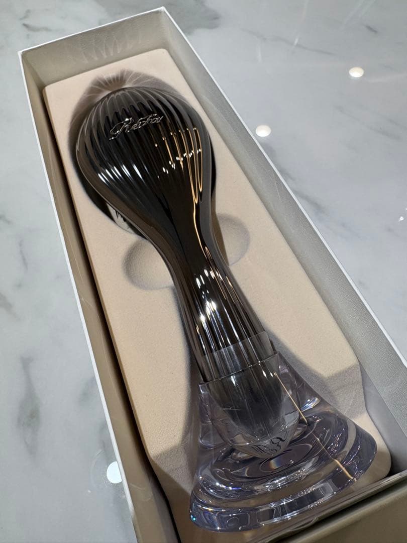 ★新品★ 2024新作★リファ　エールブラシレイ　黒　最高級ランクブラシ