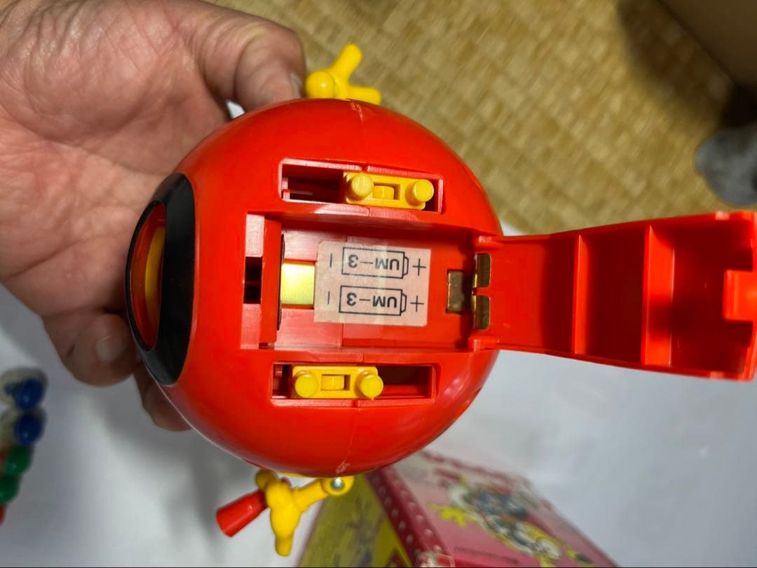 タカラのメカタマゴロー　ロボダッチ