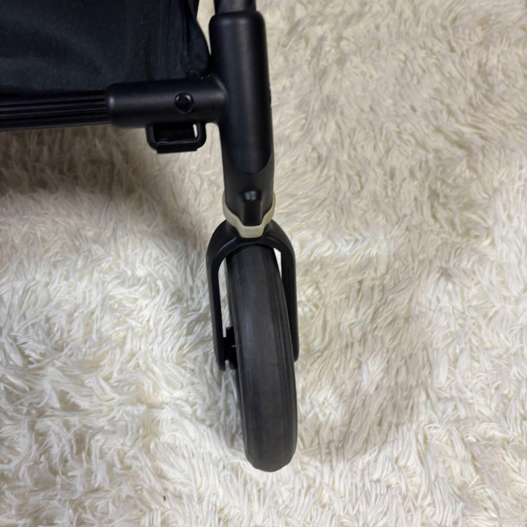 【新品マット付き】 極美品　サイベックス メリオカーボン　ベビーカー　ブラック